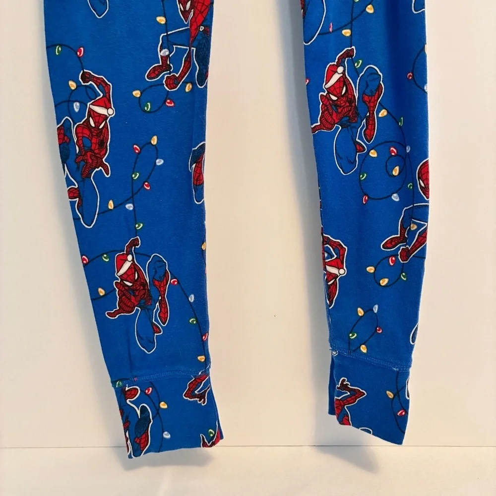 Gap Kids Marvel Organically Grown Cotton Santa Hat Spider-Man PJ Set Size 12